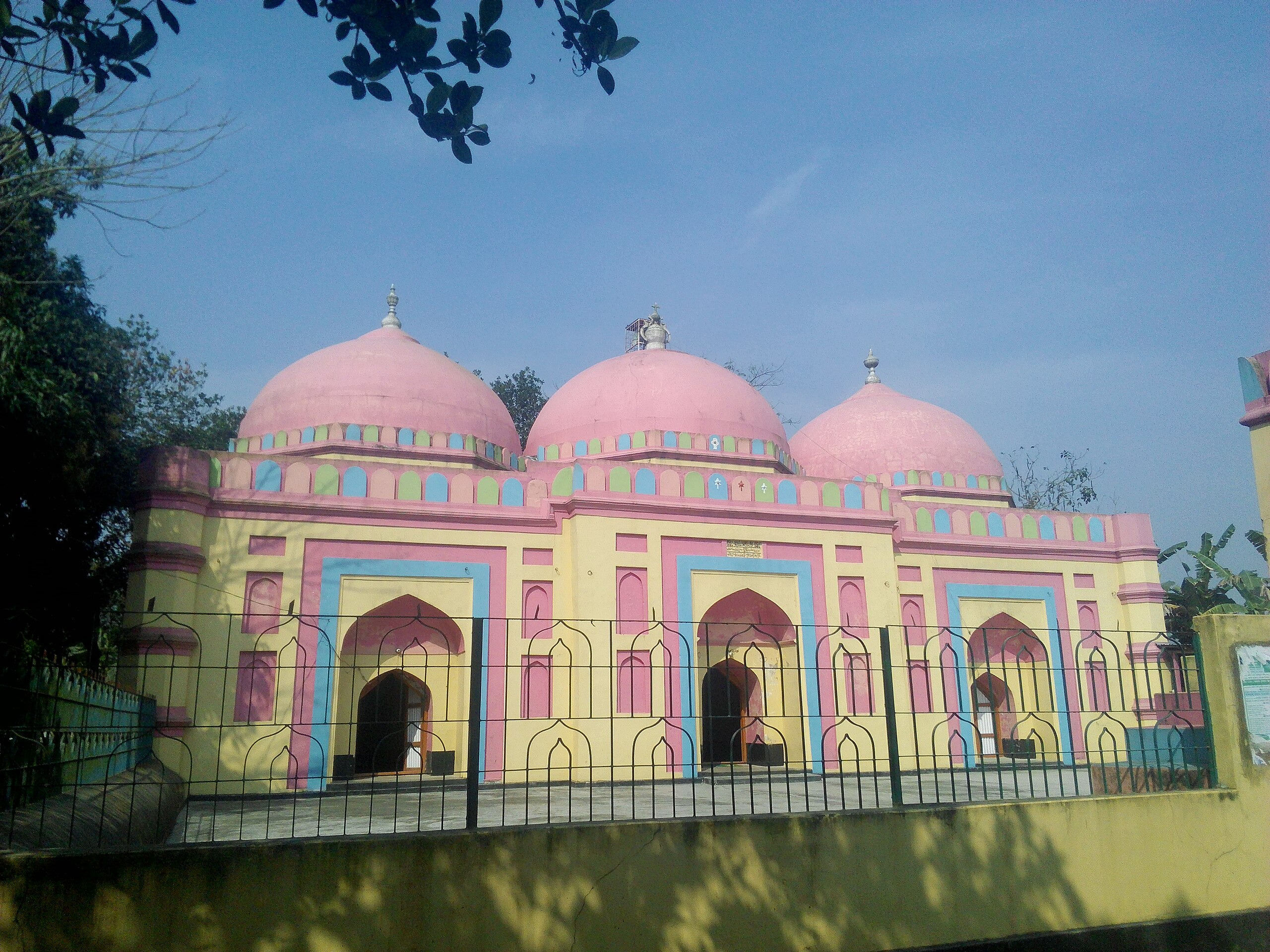 Parulia mosque